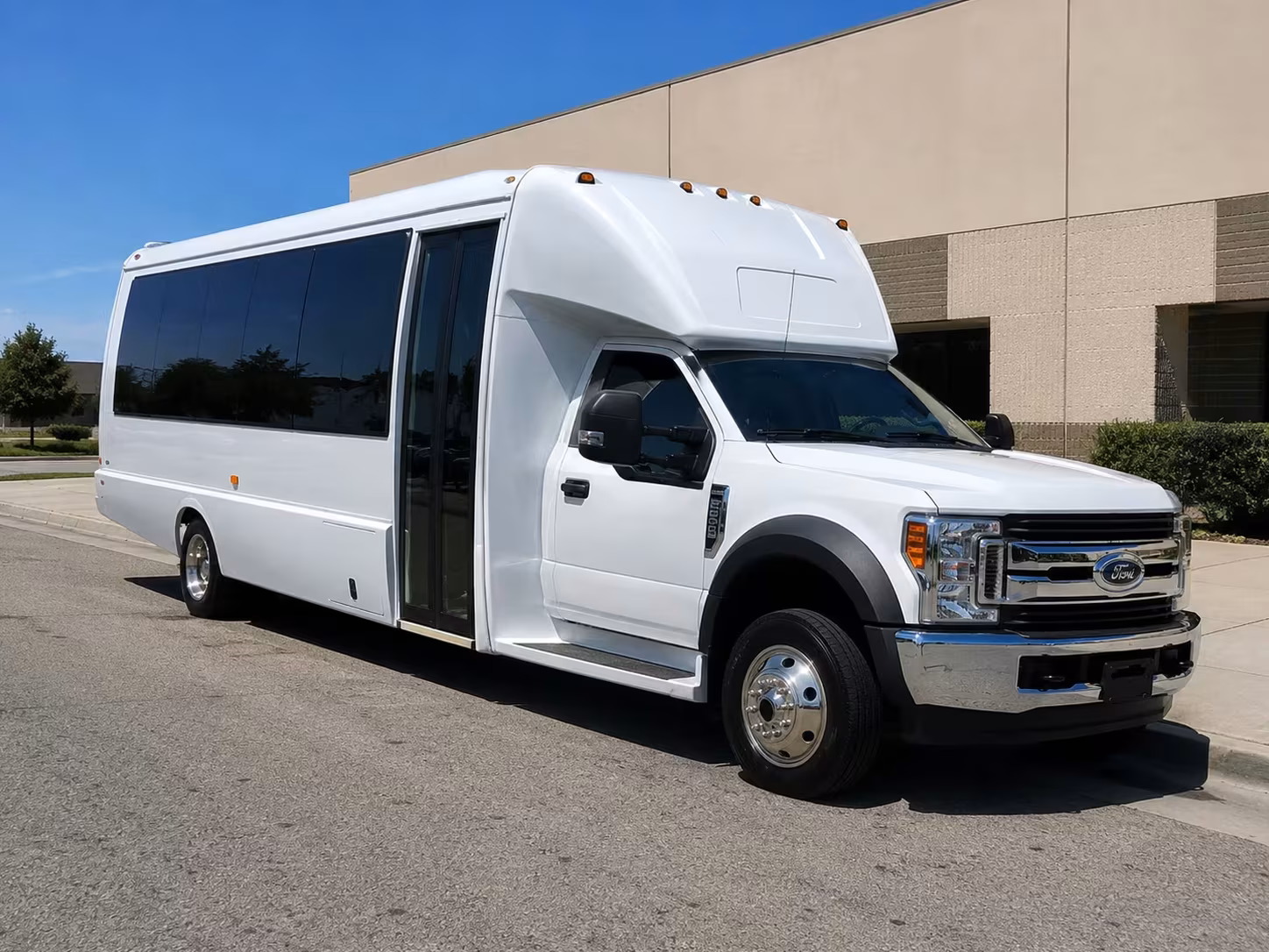 20 passenger minibus