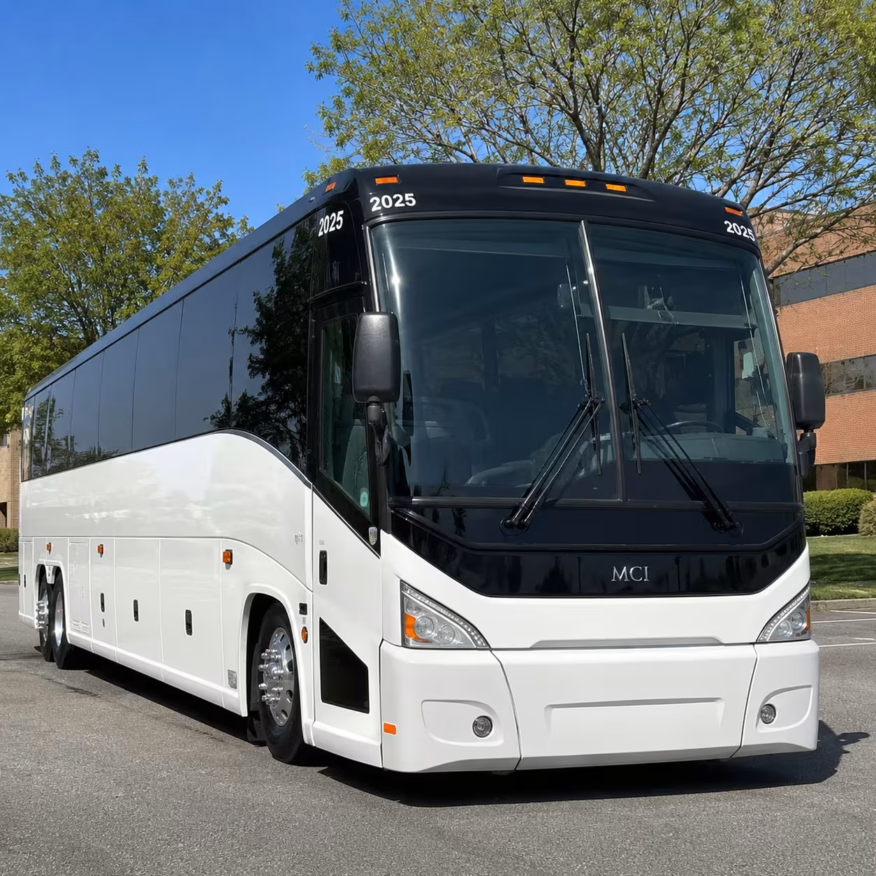 kaseya center concert bus rentals for doral groups